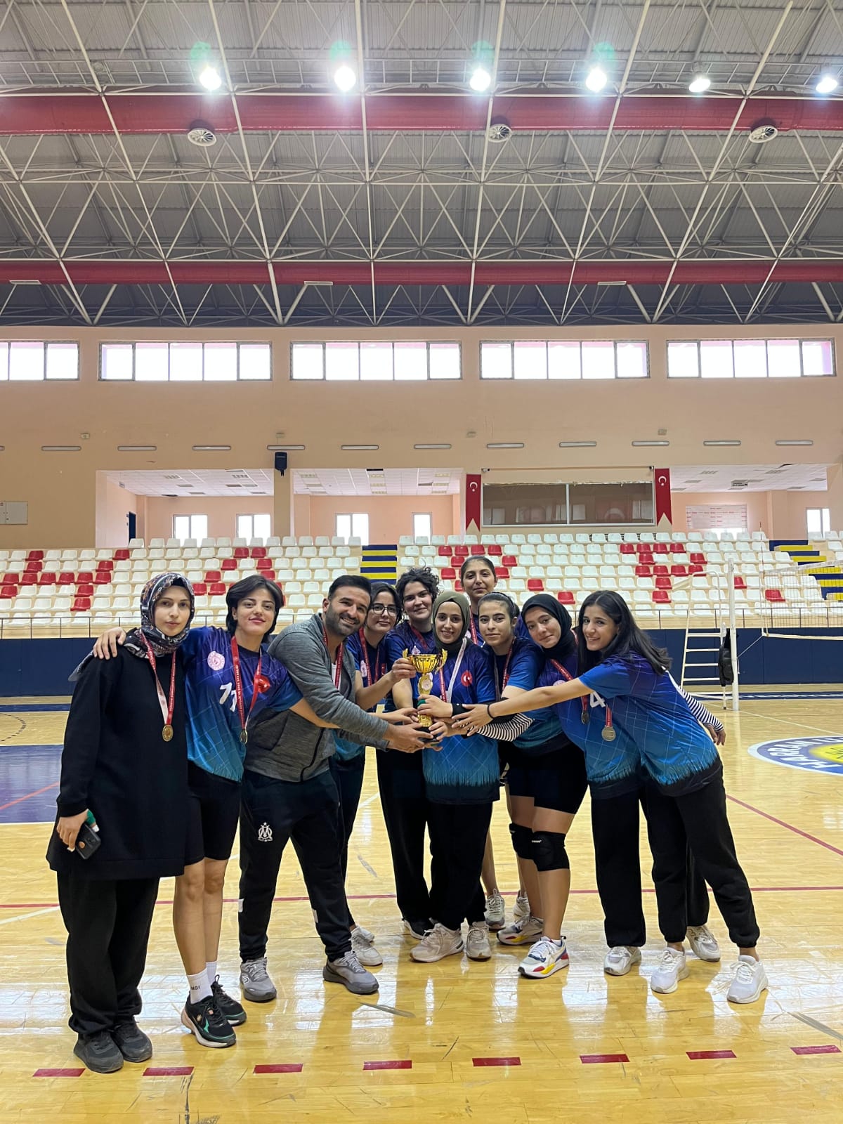 Sanat Atölyesinden Spor Sahasına Uzanan Başarı.